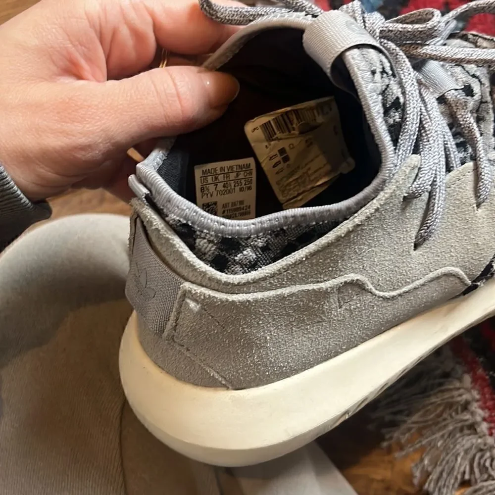 Adidas Tubular BA7100 8 Running Shoe Primeknit Snake Skin Gray Suede